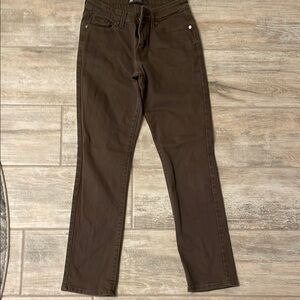 LEVI jeans Women’s dark green  6M Mid rise skinny (28x32)